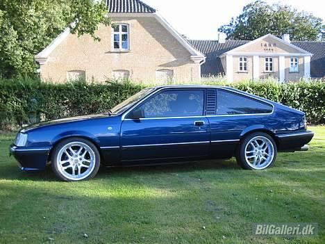 Opel monza 3000 24v billede 6