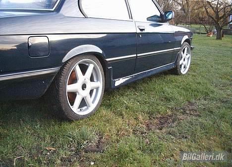 BMW e21 Solgt billede 9