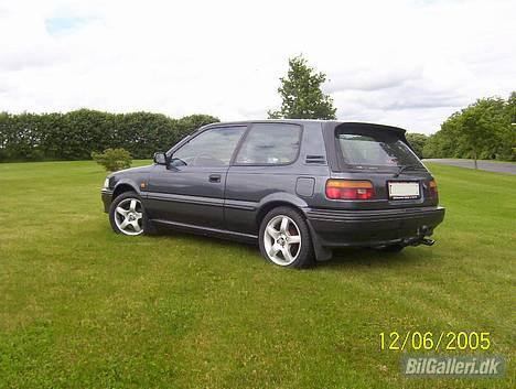 Toyota Corolla 1,3 Solgt billede 4