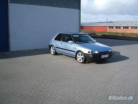 Mazda 323 BG !SOLGT! billede 3