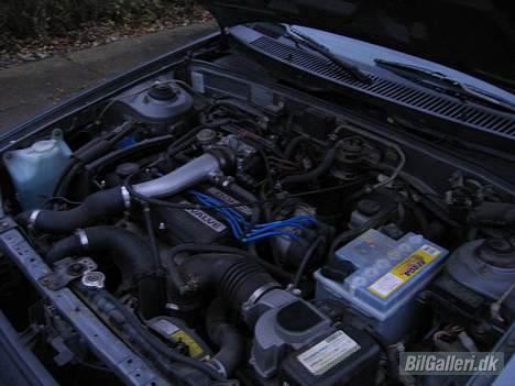 Mazda 323 DOHC 16v Turbo 2wd - Standard kværn billede 2