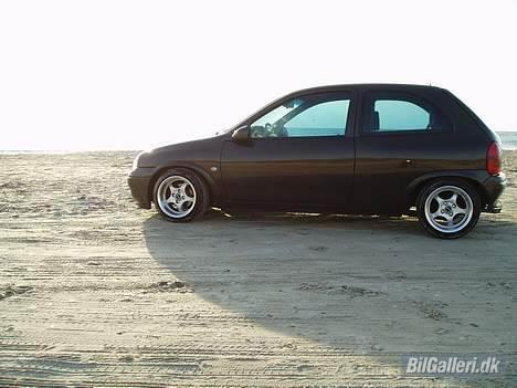 Opel corsa b billede 2
