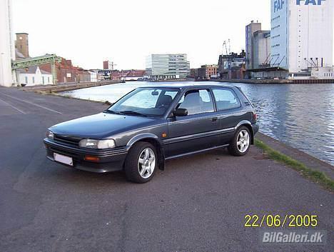 Toyota Corolla 1,3 Solgt billede 8