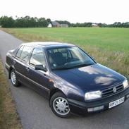 VW Vento 1,8 CL*SOLGT*