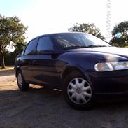 Opel Vectra 1,8 