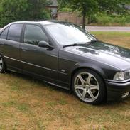BMW 320i SOLGT