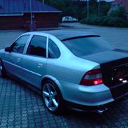 Opel Vectra B 2.0 16V