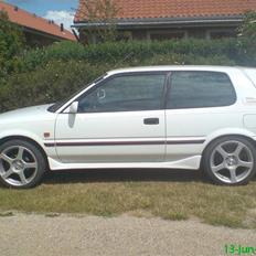 Toyota Corolla 1.3 XLI  ( SOLGT)