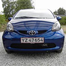 Toyota Aygo + Blue