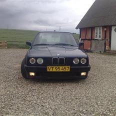 BMW E 30 Turing 320i (solgt)