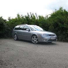 Ford Mondeo SE. trend SOLGT