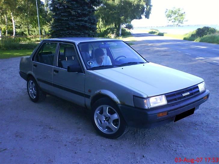 Toyota Corolla 1,3 dx (RIP) - sådan så hun ud da jeg fik hende billede 3