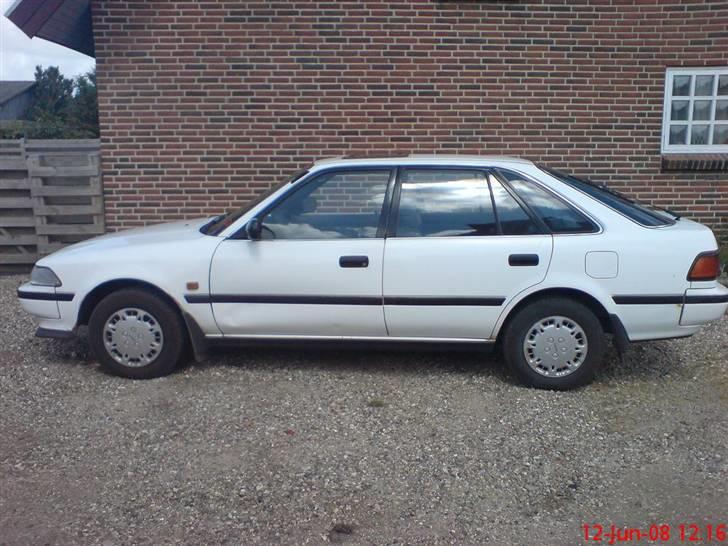 Toyota Carina 2  1,6 16v *Solgt* - Fra siden c",) billede 8