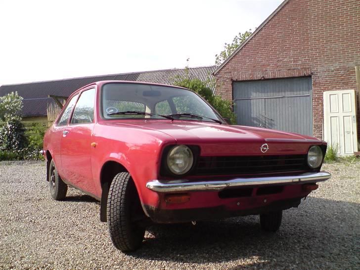Opel Kadett C Trumf - Ude på gården hvor den blev købt! billede 3