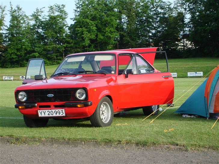 Ford Escort 1600 aut. (Solgt) - Ankommet til Oldtimerløb 2008 billede 16