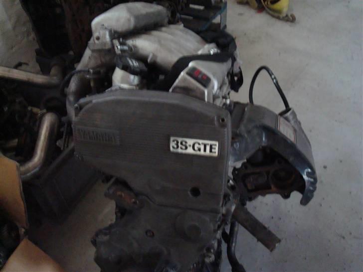 Toyota carina e 2.0 gli solgt billede 10