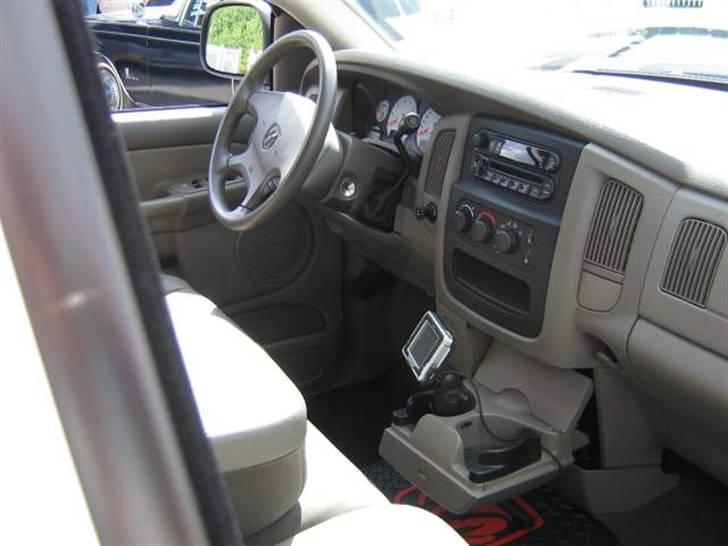 Dodge Ram 1500 SLT Quad CAB billede 7