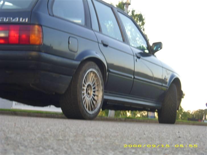 BMW 324 TD E30 touring Død billede 13