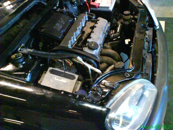 Citroën Saxo 1,6i 16v VTS (solgt) billede 13