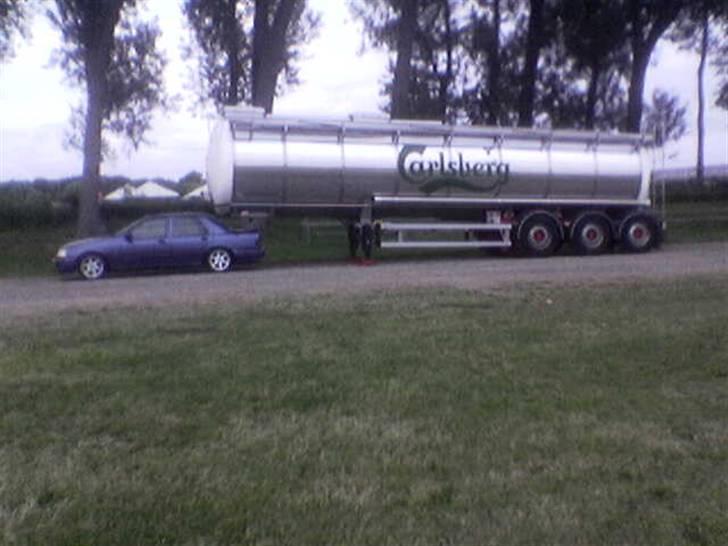 Ford sierra - på vej til dhb 08, der var lige nok til tre mand... billede 19