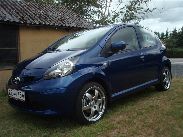 Toyota Aygo Blue billede 2
