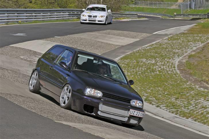 VW Golf VR6 Bi-Turbo - Kausellen på Nurenburgring, Efter at have taget en BMW indenom ;) billede 4