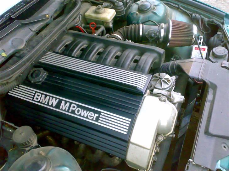 BMW 325i ca230hk ##Solgt## billede 4