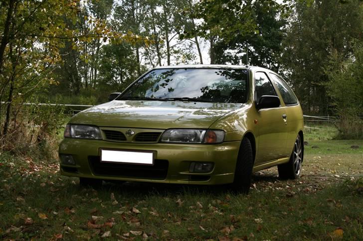 Nissan Almera 1,6 SR  SOLGT billede 5