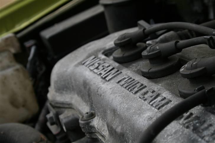 Nissan Almera 1,6 SR  SOLGT billede 9