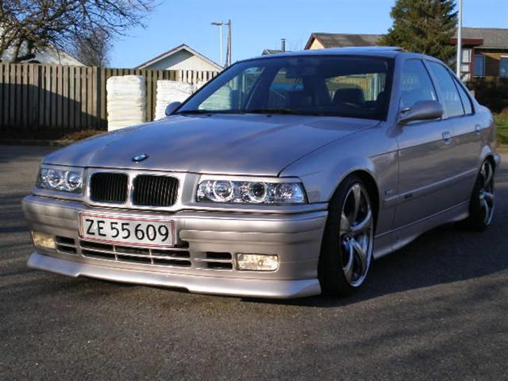 BMW 325i billede 5