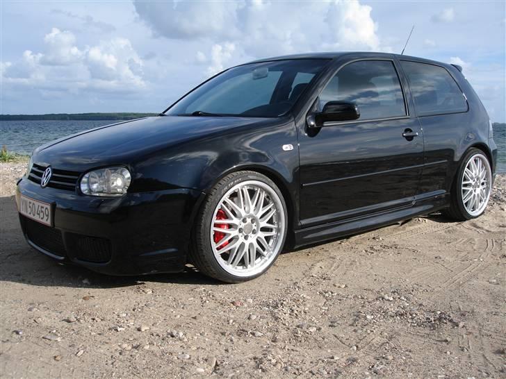 VW 4 gti  r32 fmj  SOLGT. billede 1