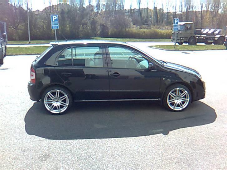Skoda Fabia RS - New RS4 - nye fælge på den! -desværre taget med mobil billede 5