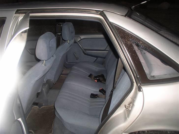 Opel vectra  2,0i 8v  SOLGT billede 3