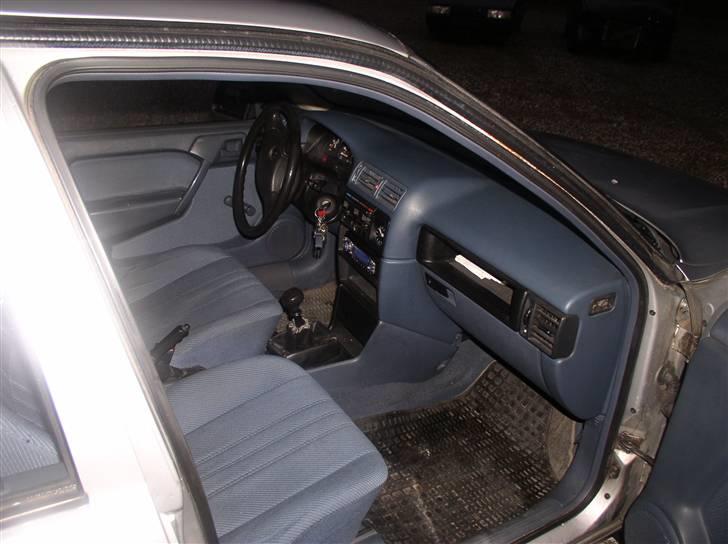 Opel vectra  2,0i 8v  SOLGT billede 5