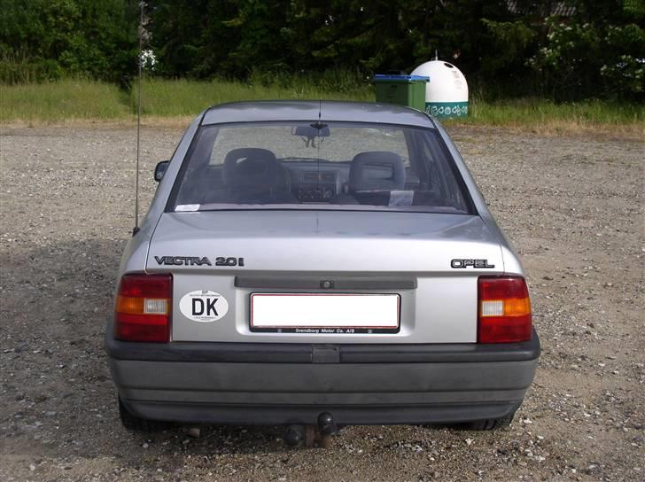 Opel vectra  2,0i 8v  SOLGT billede 6