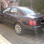Audi A4 Limousine