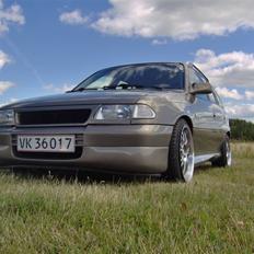 Opel astra f caravan solgt