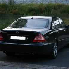 Mercedes Benz S600 L