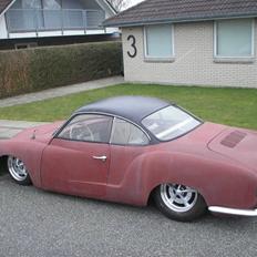 VW Karmann Ghia **Solgt**