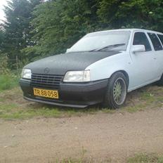 Opel Kadett E Stc ( SOLGT )