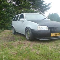 Opel Kadett E Stc ( SOLGT )