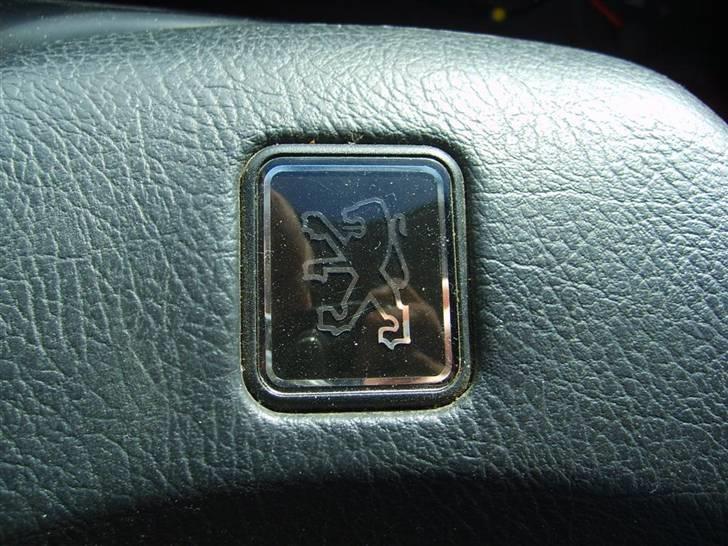 Peugeot 405 GLX *Skrottet* - Løven billede 1
