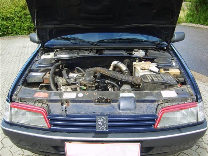 Peugeot 405 GLX *Skrottet* - Kværnen billede 6