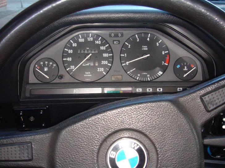 BMW 323i billede 5