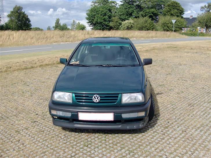 VW Vento1,8 GL billede 3