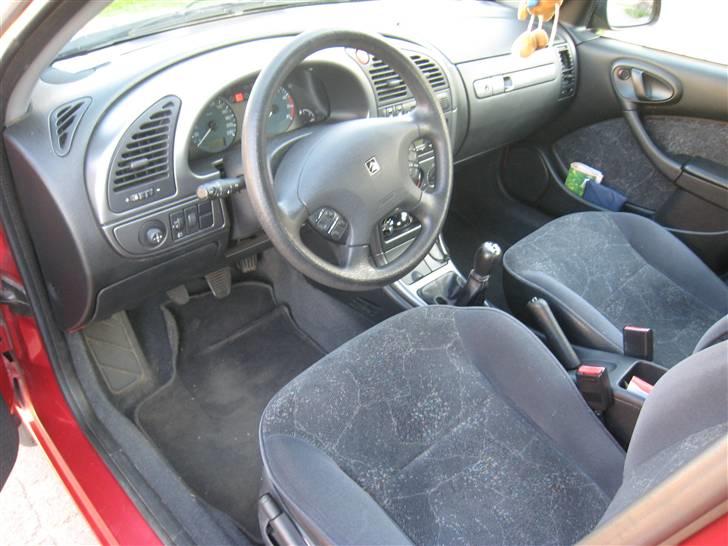 Citroën Xsara - Rat med betjeningen til radioen billede 6