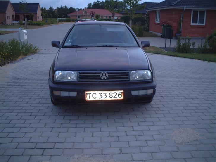 VW Vento billede 2