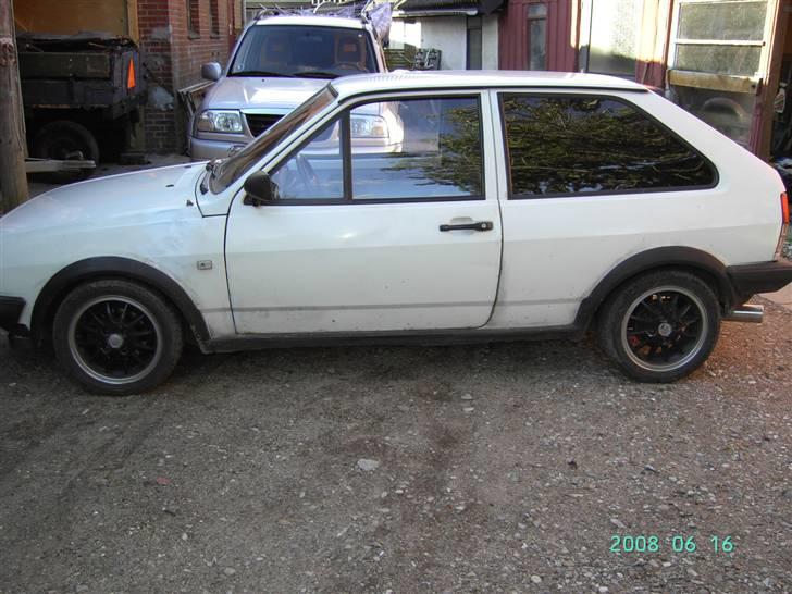 VW polo coupé CL SKROTTET billede 4