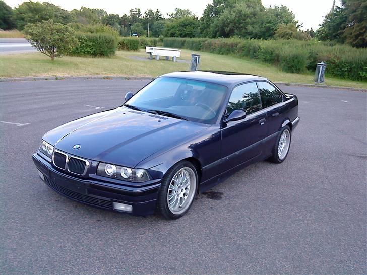 BMW E36 320 Coupé Vanos SOLGT billede 1