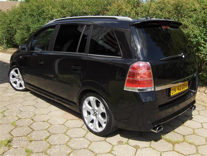 Opel Zafira 240 Opc billede 18